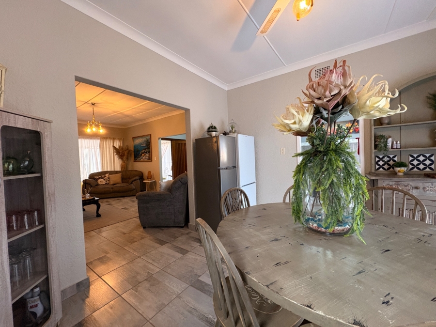 3 Bedroom Property for Sale in Flimieda North West